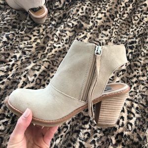 Dolce Vita booties